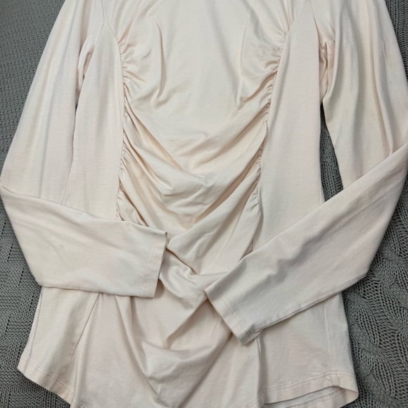 Sundance Women’s Ruched Ballet Pink Long Sleeve Top ~ Medium - Picture 3 of 10